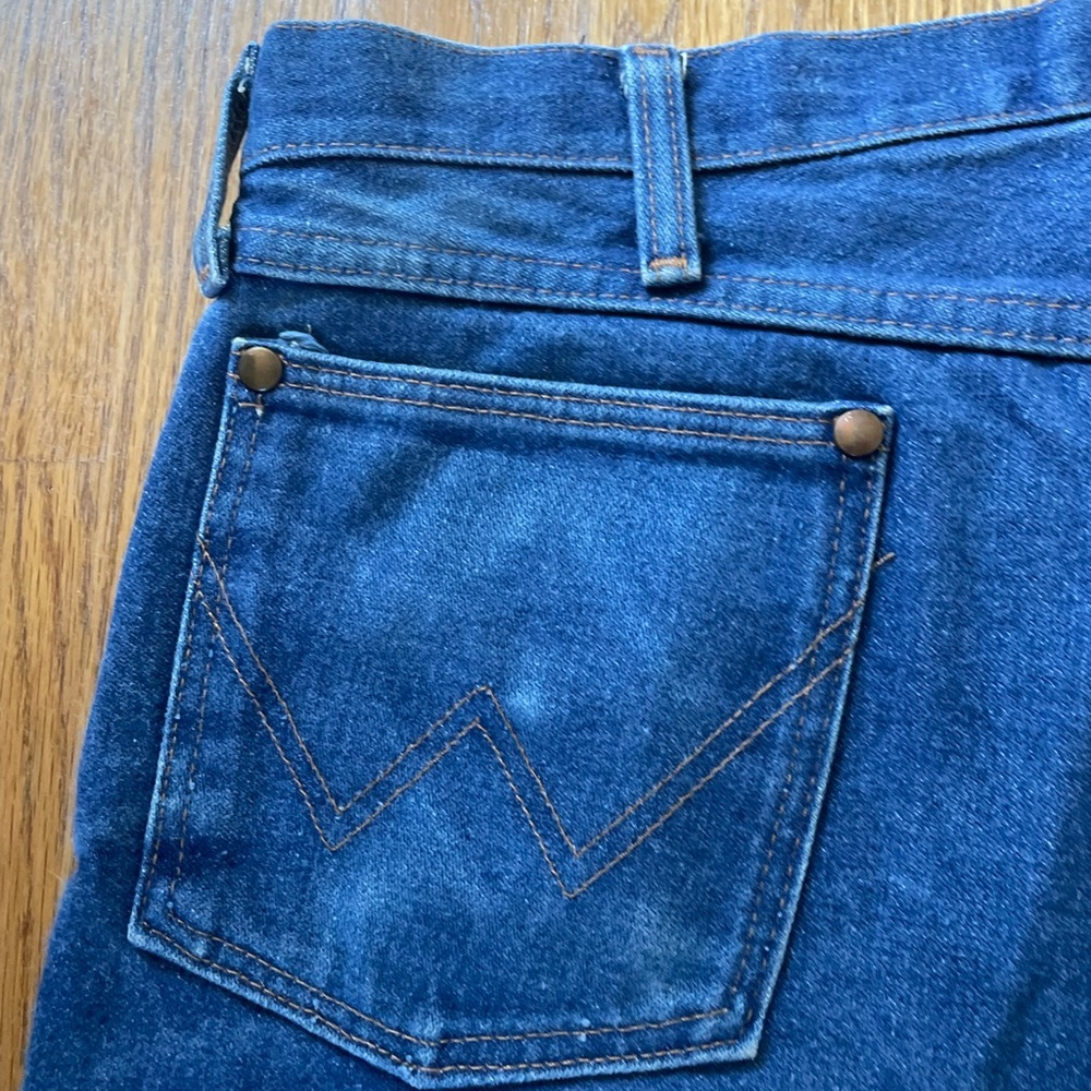 Vintage 90s Wrangler Jeans 36x34 – Made in USA – Cowboy Cut Denim - Picture 12 of 12